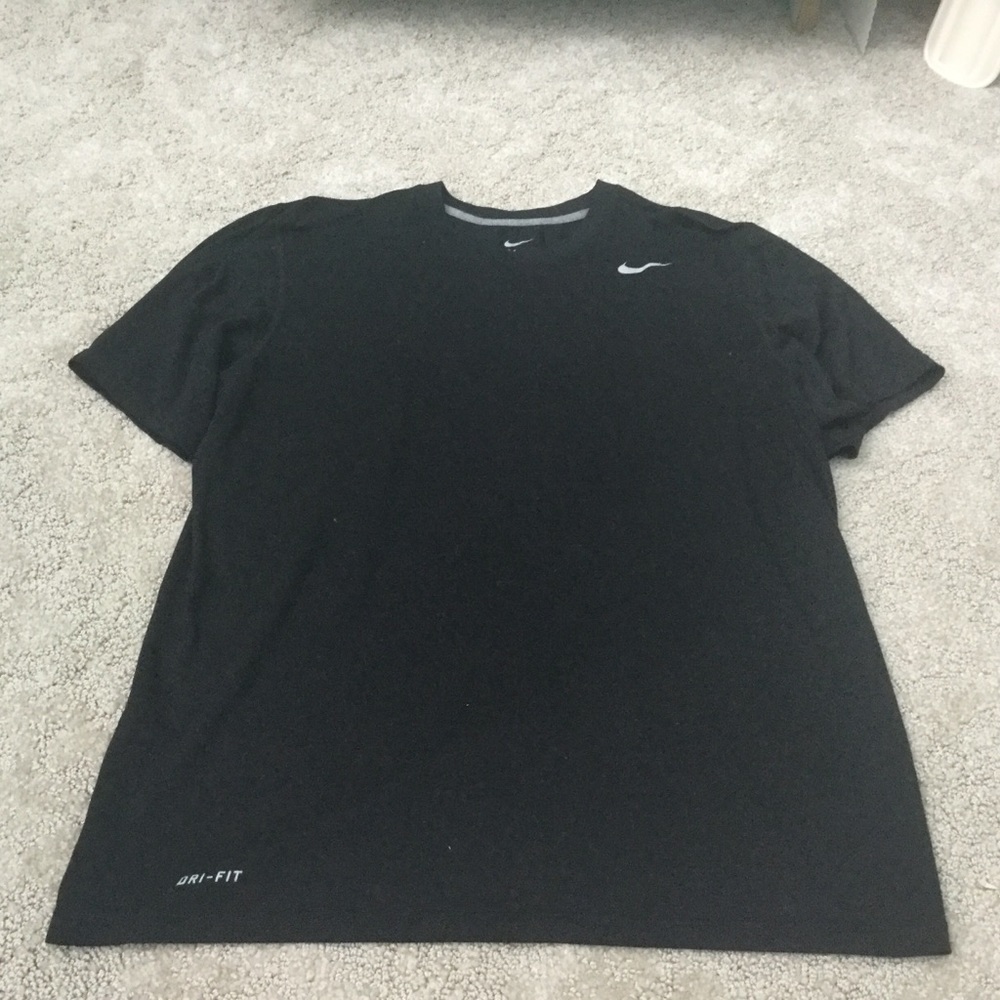Nike Men's Dri-Fit Black Tee Shirt Size Large Basic Athletic Exercise Sport
